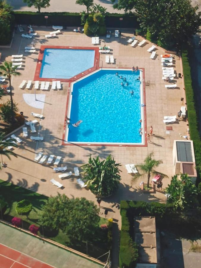 Paraiso Suites 베니돔 외부 사진